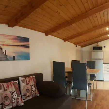 Apartment Kristina *